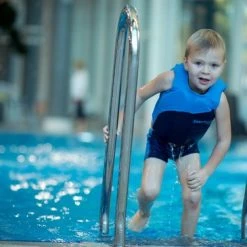 EasySwim Pro - Drijfpakje - Zwemvest & Zwembroek - Blauw - L : 24-28 Kg -Isoproducts Gecertificeerd winkel 550x365