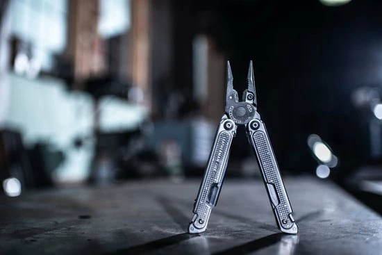 Leatherman Free P2 Multitool - 19 Functies - RVS - Zilver - Nylon Etui 19 Leatherman Free P2 Multitool - 19 Functies - RVS - Zilver - Nylon Etui - Afbeelding 17