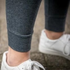 Chimb Thermokleding - Heren - Maat M - Shirt+Broek - Thermowear - Thermoset - Antraciet - Winterset 29 Chimb Thermokleding - Heren - Maat M - Shirt+Broek - Thermowear - Thermoset - Antraciet - Winterset -Isoproducts Gecertificeerd winkel 550x550 788