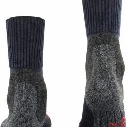 FALKE TK1 Adventure Wandelsokken Dikke Versterkte Thermische Sokken Zonder Patroon Met Sterke Wattering Lang En Warm Voor Wandelen Merinowol Blauw Dames Sportsokken - Maat 41-42 -Isoproducts Gecertificeerd winkel 550x720 1